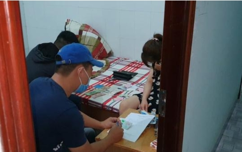 Đăk Lăk: Công an thành phố bắt giữ các đối tượng có hành vi mua bán và môi giới mại dâm